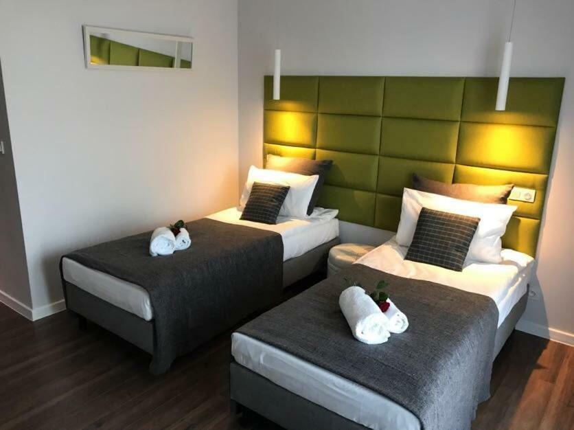 Premium Apartment - Chopin Airport Varsovie Extérieur photo