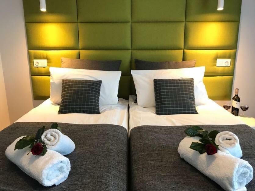 Premium Apartment - Chopin Airport Varsovie Extérieur photo