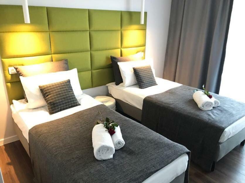 Premium Apartment - Chopin Airport Varsovie Extérieur photo